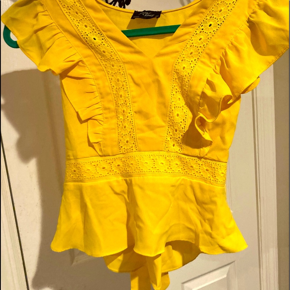 Preloved Yellow Top S